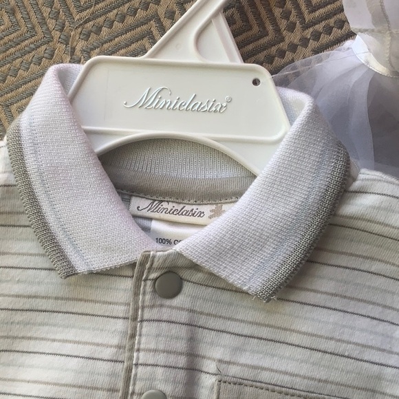 ADORABLE BABY BOY OUTFIT ONE PIECE W/ HAT SAXS WHITE/ w GRAY BLUE STRIPES NEW - Picture 5 of 9